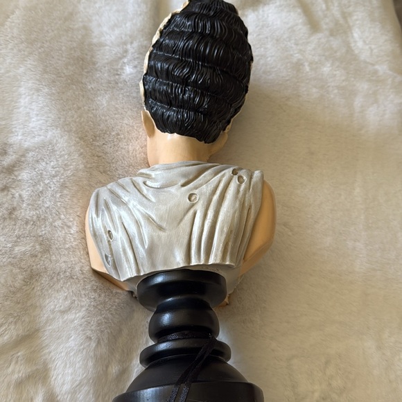 bride of frankenstein statue HTF NWT - Picture 8 of 11